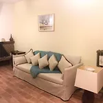 Apartment Con Giardino - *