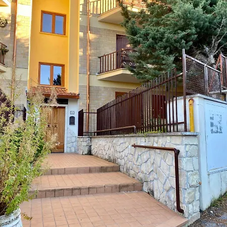 Appartamento Con Giardino - Rocca di Mezzo